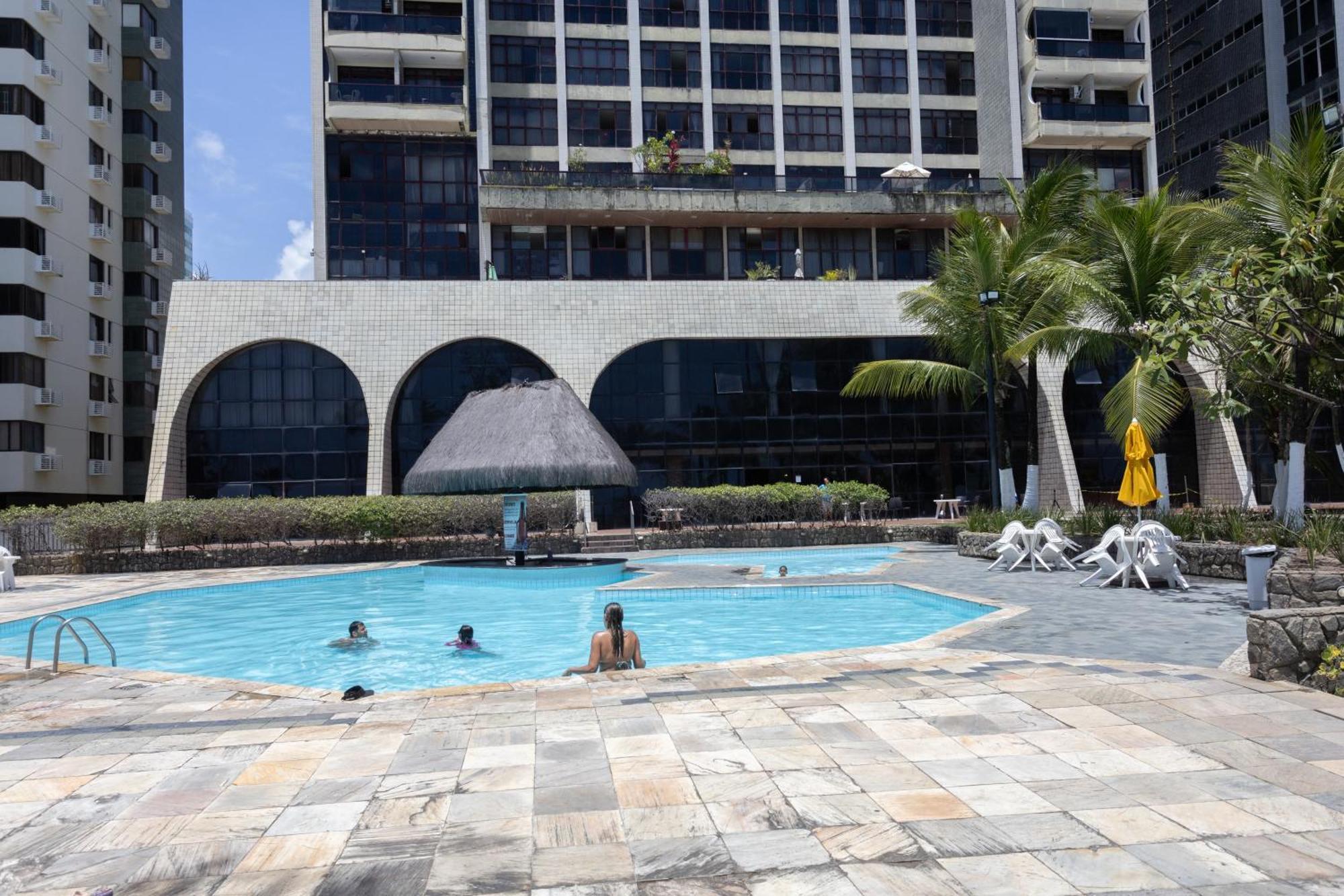 Flat Edf Golden * Jaboatao dos Guararapes