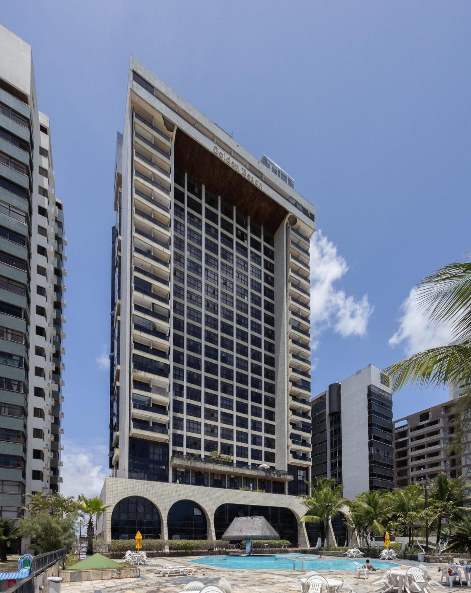 Flat Edf Golden * Jaboatao dos Guararapes